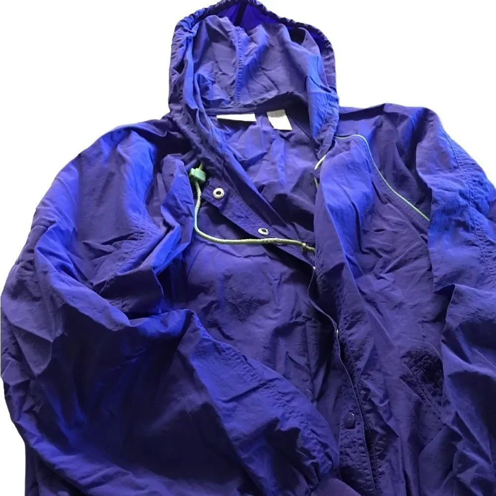 Elisabeth by Liz Claiborne size 1 hooded wind breaker excellent condition